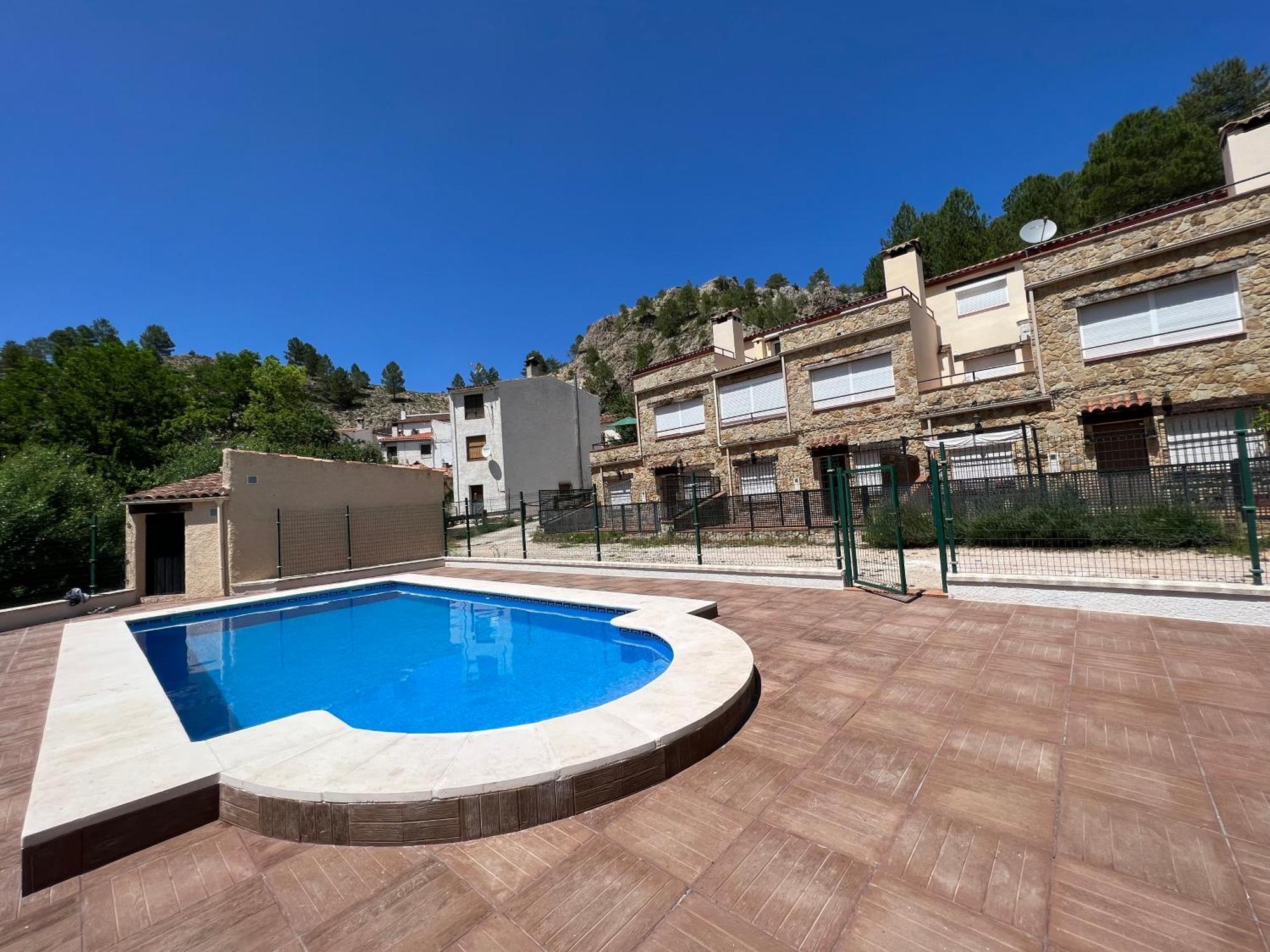 شقة Duplex Rio Madera سيغورا دي لا سييرا المظهر الخارجي الصورة